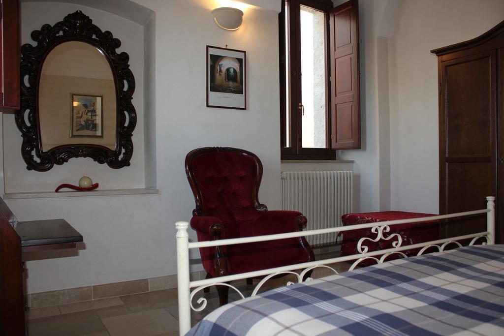 Palazzo Dei Gesuiti Monopoli Luaran gambar